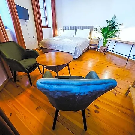 Aparthotel W Wiezy